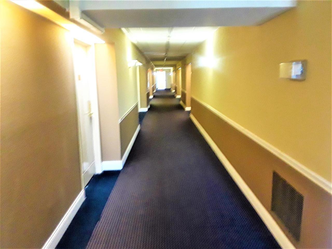 Madison Inn & Suites Exterior photo
